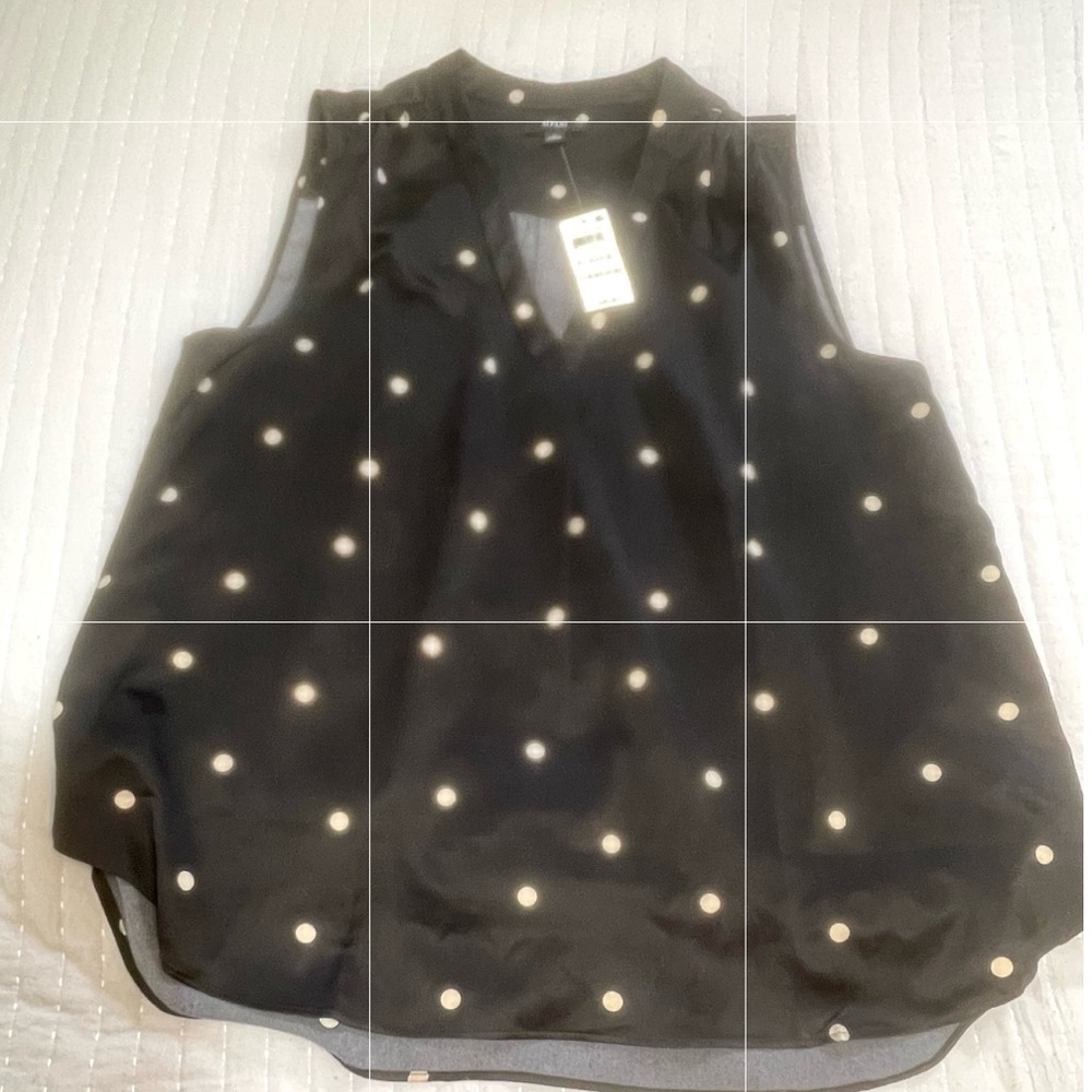 (NWT) Black Polka Dot Sleeveless Top